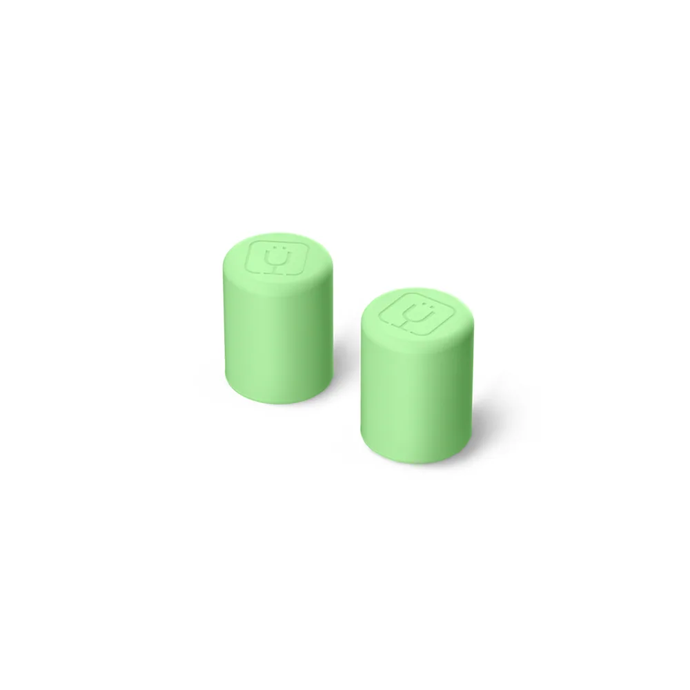 BruMate Magnetic Straw Caps in Kiwi